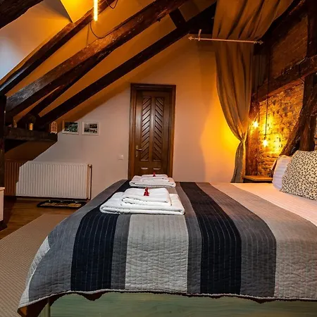 Wood House Republicii Brașov