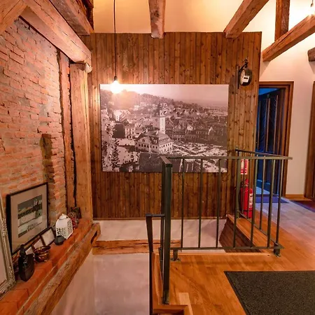 Wood House Republicii Braşov