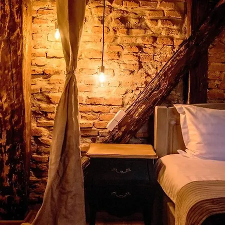 Wood House Republicii 3*