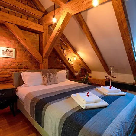 Wood House Republicii Braşov