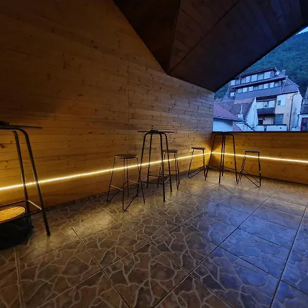 Wood House Republicii Brașov