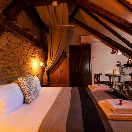 Appart hôtel Wood House Republicii Braşov