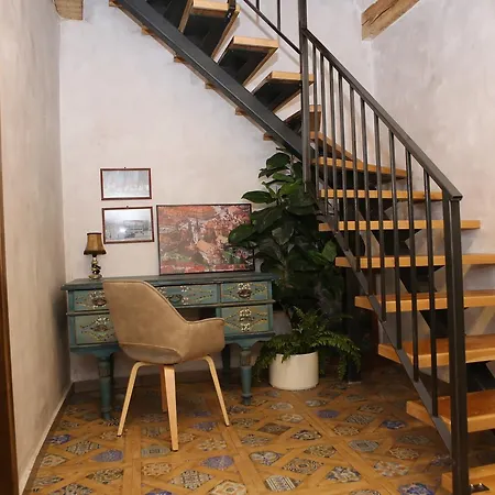 Wood House Republicii Guest house *