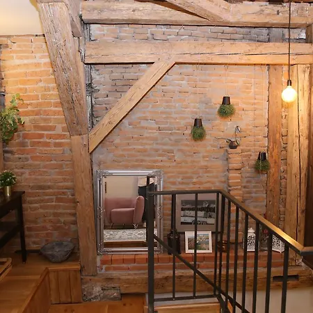 Wood House Republicii Guest house