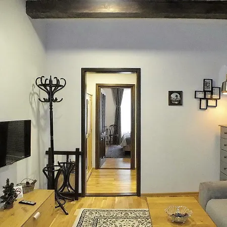Apartahotel Wood House Republicii Braşov