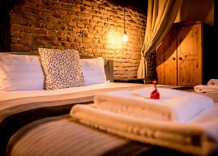 Wood House Republicii 3*