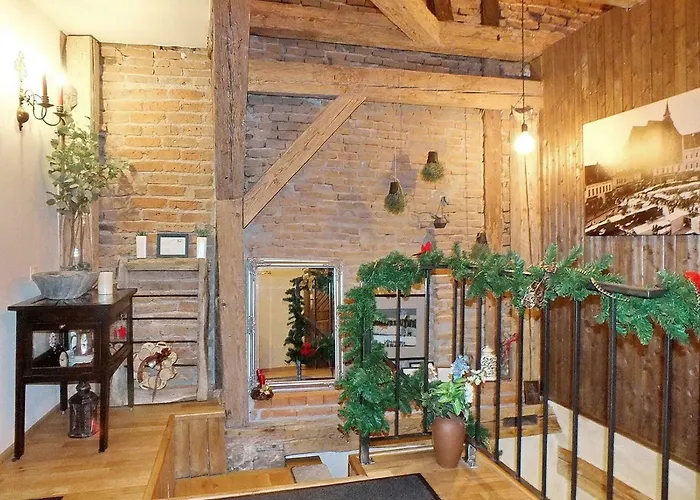 Wood House Republicii 3*