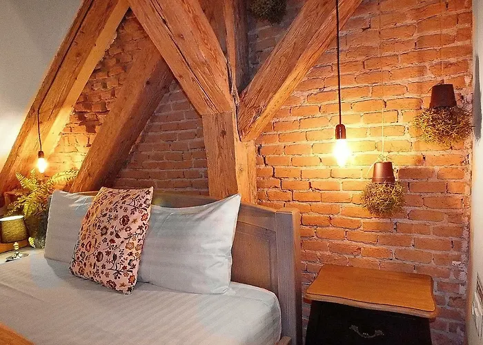 Wood House Republicii Apart-hotel