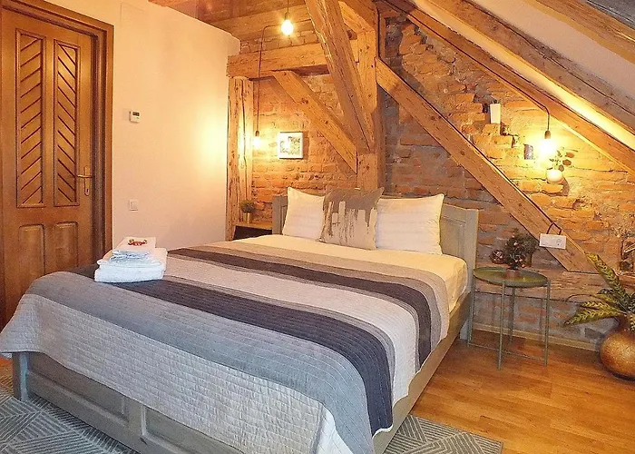 Wood House Republicii